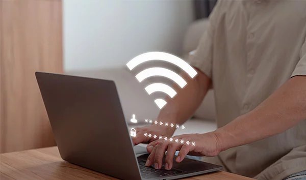 インターネットの通信速度が遅い