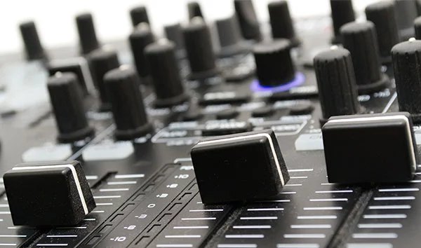 パソコンのDTMで購入したい主な機材