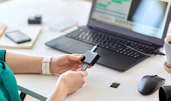 4｜メモリーカード（SDカード・microSDカードなど）