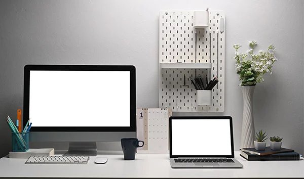 Webデザイナーはノートパソコン・デスクトップパソコンどっちがおすすめ？