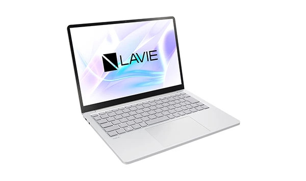 外出先でも軽いゲームを楽しめる「LAVIE Direct SOL」