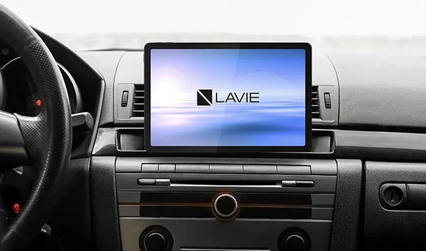 タブレットはカーナビとして使える？専用ナビとの違いや選び方を解説